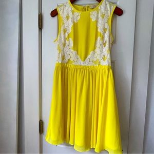 Ted Baker yellow floral party dress 👗
